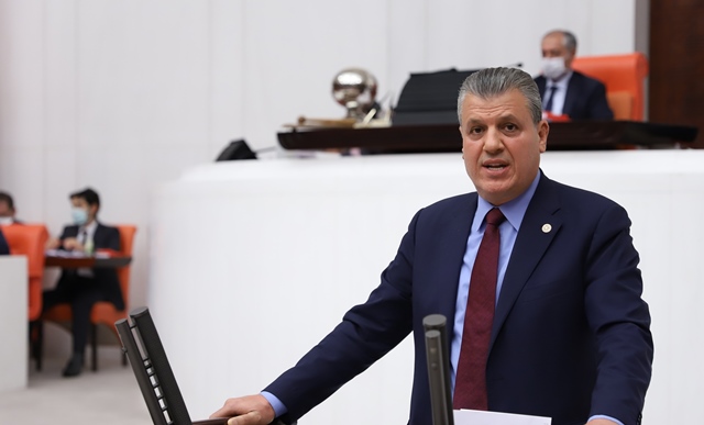 BARUT: "BANKALARDA TİCARİ KREDİ FAİZLERİ YÜZDE 40'A DAYANDI"