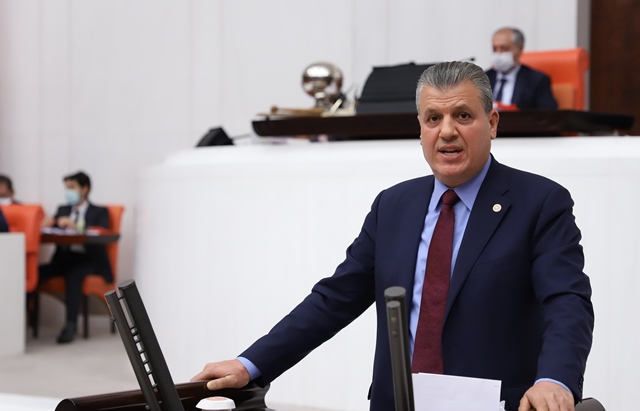 "İNSANCA YAŞAM İÇİN ZAMLAR GERİ ÇEKİLSİN"