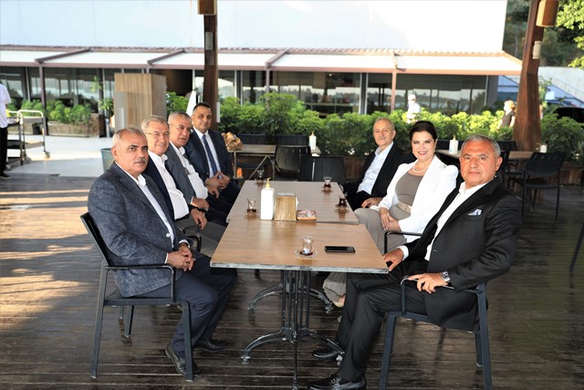 ADANA EKONOMİSİNE YÖN VERENLER ÇUKUROVA ÜNİVERSİTESİNDE BULUŞTU
