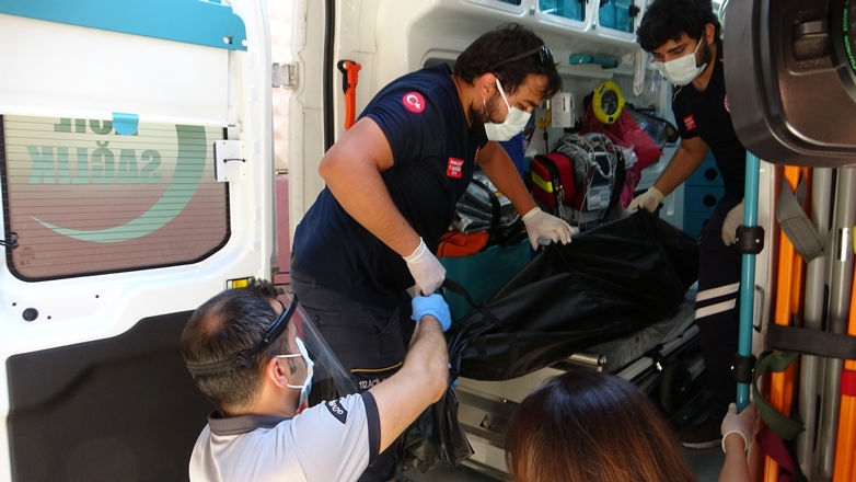 Adana’da bin 300 polisle “Huzurlu Sokaklar” uygulaması